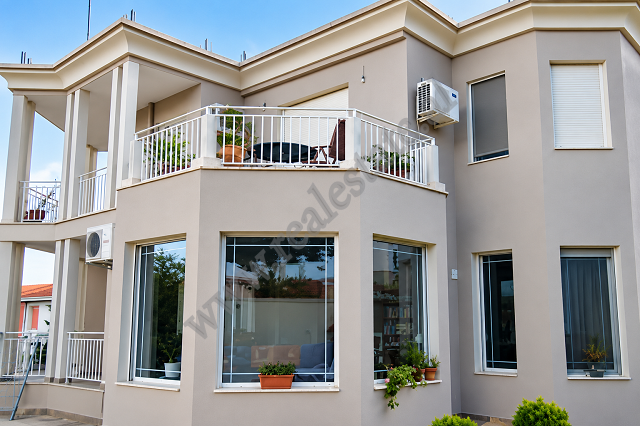 Modern Three-Storey Villa for Rent in Sauk, Near Brigada Palace &ndash; Tirana

A beautifully desi